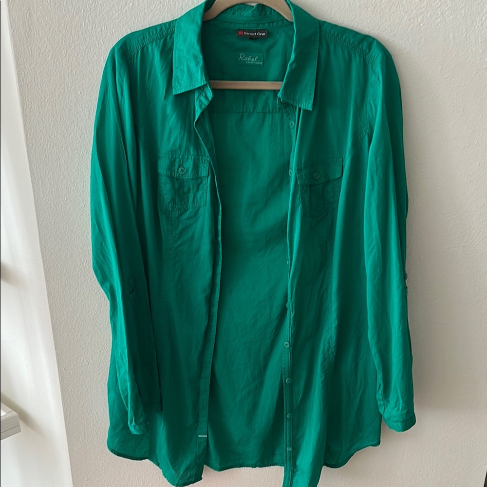 Emerald Green Lightweight Button Down Shirt